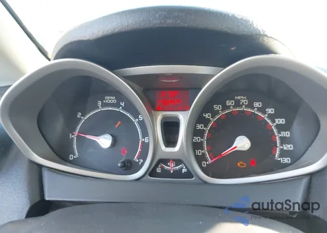 2013 Ford Fiesta Se z USA, uszkodzony, nr VIN 3FADP4BJ6DM174514